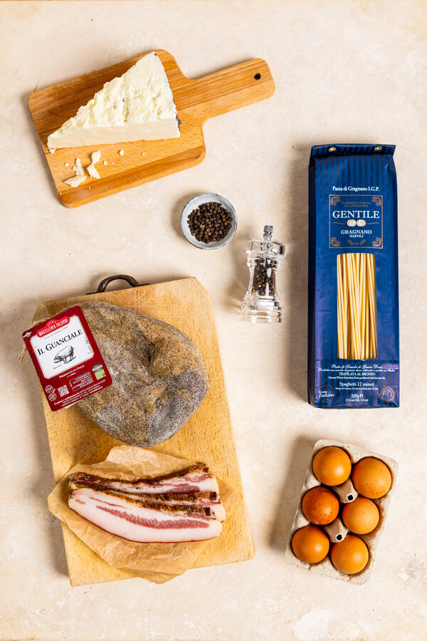 Ingredientes para la carbonara