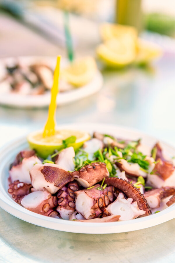 Ensalada italiana con calamares